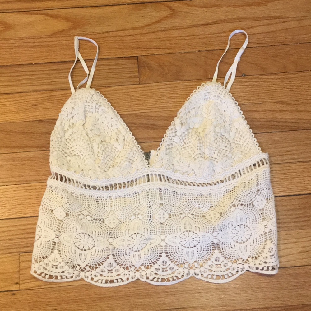 Kendall & Kylie crop top